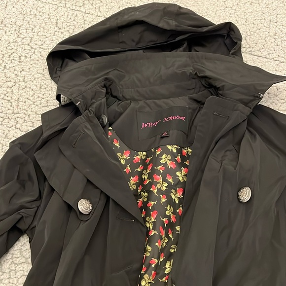 Betsey Johnson Rose Raincoat (L)